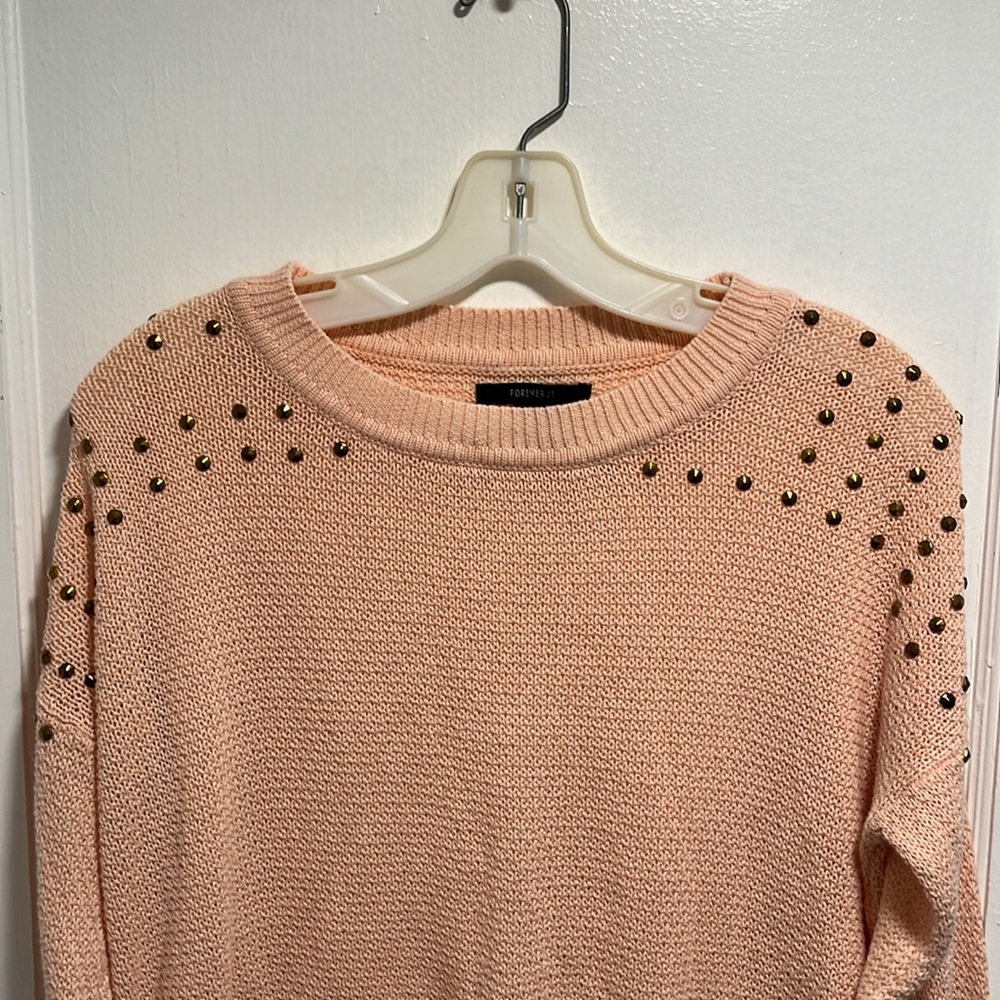 Forever 21 Sweater - Picture 2 of 12